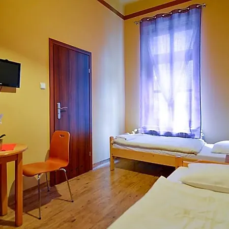 Resort Dom Turysty Pttk W Bielsku - Bialej