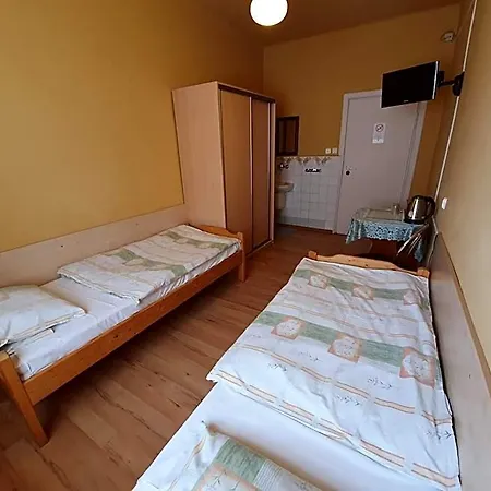 Resort Dom Turysty Pttk W Bielsku - Bialej *