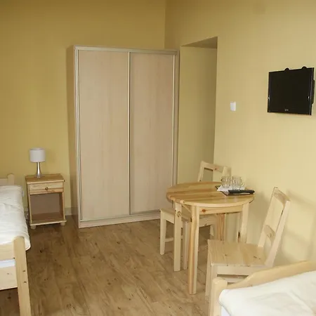 リゾート Dom Turysty Pttk W Bielsku - Bialej