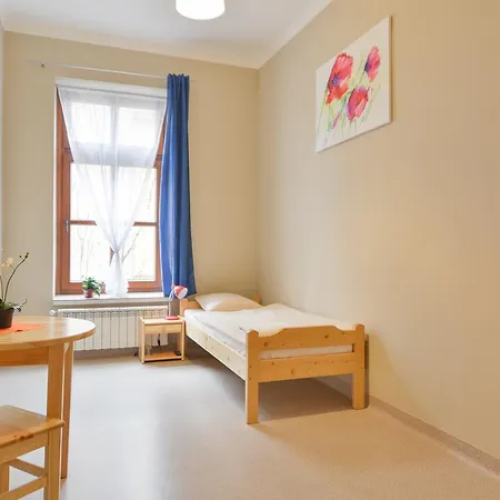 Feriested Dom Turysty Pttk W Bielsku - Bialej