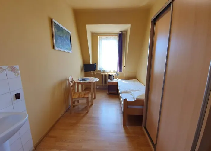 Dom Turysty Pttk W Bielsku - Bialej Resort *